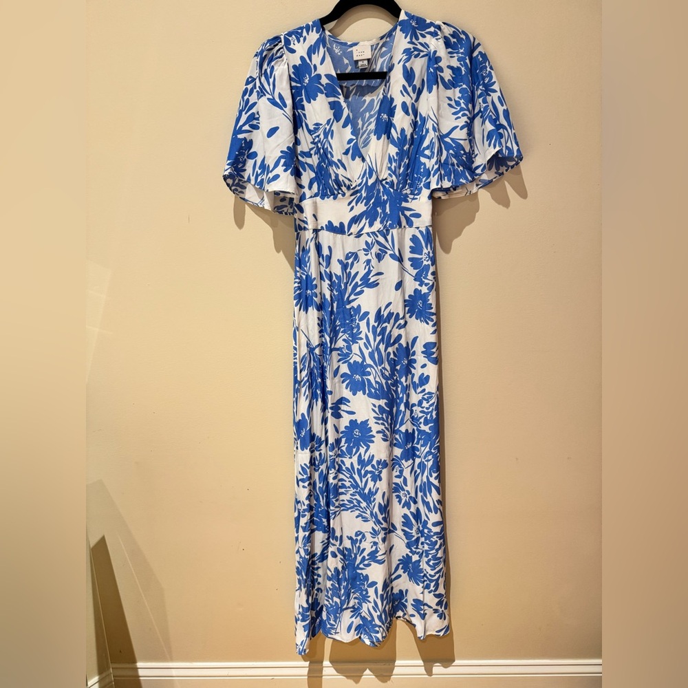 A New Day Blue and White Floral Maxi Dress
